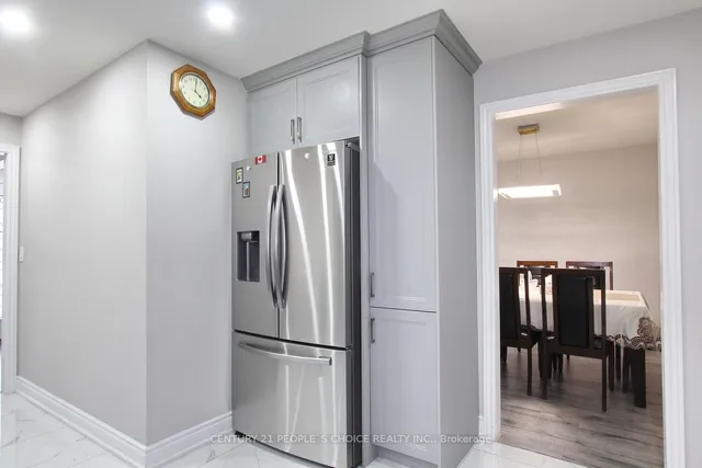 Additional image 19 of 3454 Chipley Cres