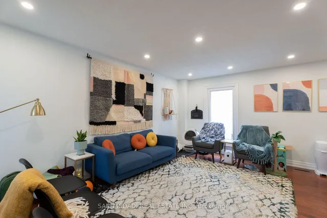 Additional image 4 of 4484 Jenkins Cres