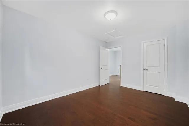 Additional image 23 of 2122 Royal Gala Cir