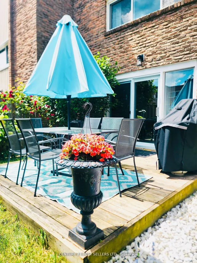 Additional image 31 of 400 Bloor St Unit 46