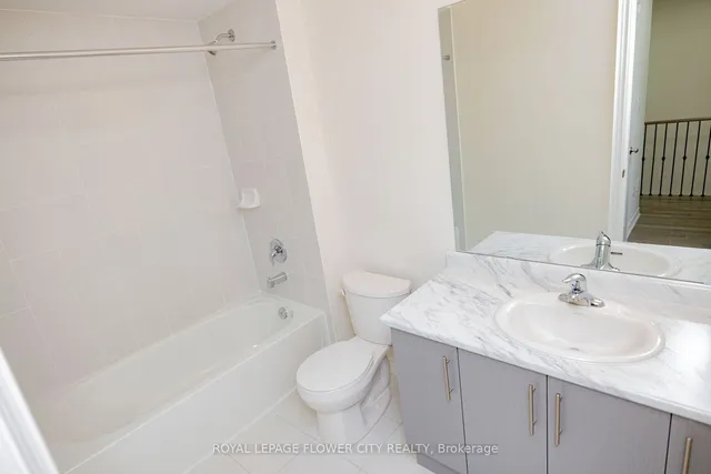 Additional image 33 of 38 Queenpost Dr
