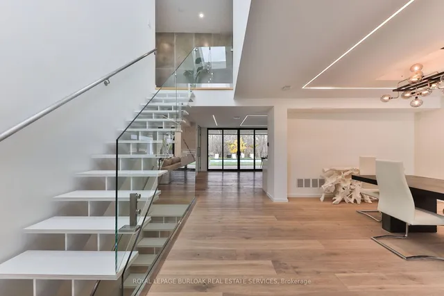 Additional image 4 of 370 Goodram Dr