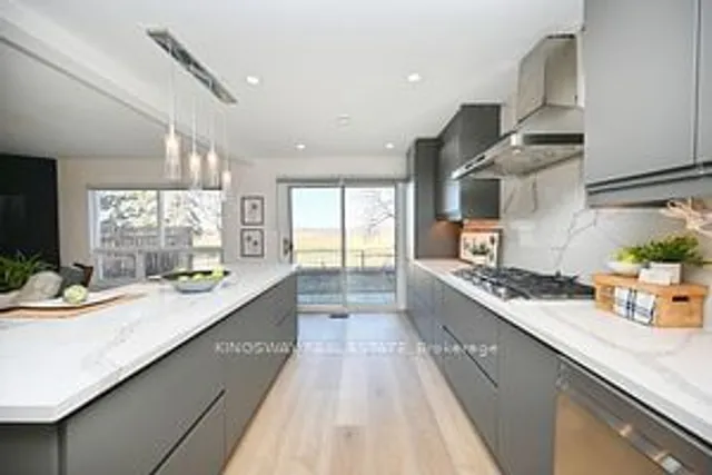 Additional image 12 of 4659 Full Moon Circ