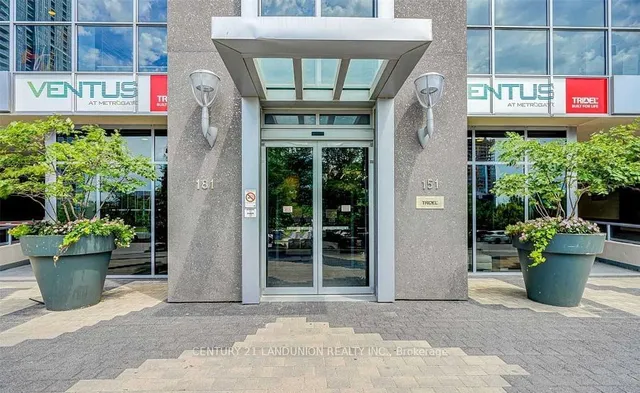 Additional image 16 of 151 Village Green Sq Unit 1401