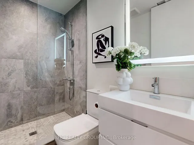 Additional image 33 of 1336 Hillhurst Rd