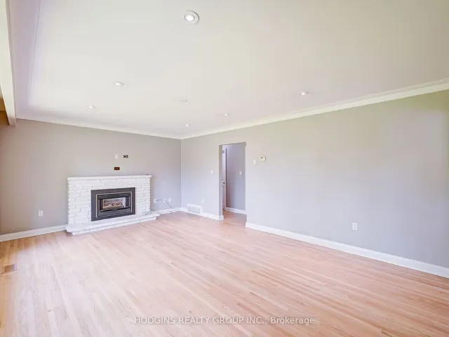 Additional image 9 of 7079 Second Line