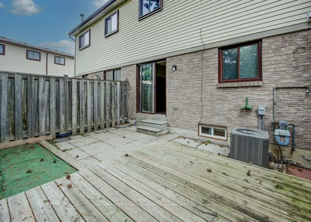 Additional image 3 of 22 McMullen Cres