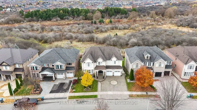 Additional image 38 of 26 Pecan Dr