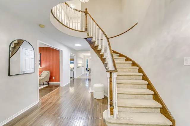 Additional image 5 of 435 March Cres