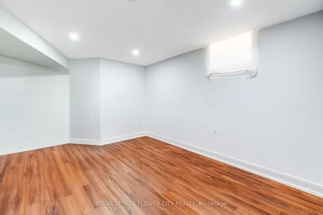 Additional image 29 of 4 Chadwick St