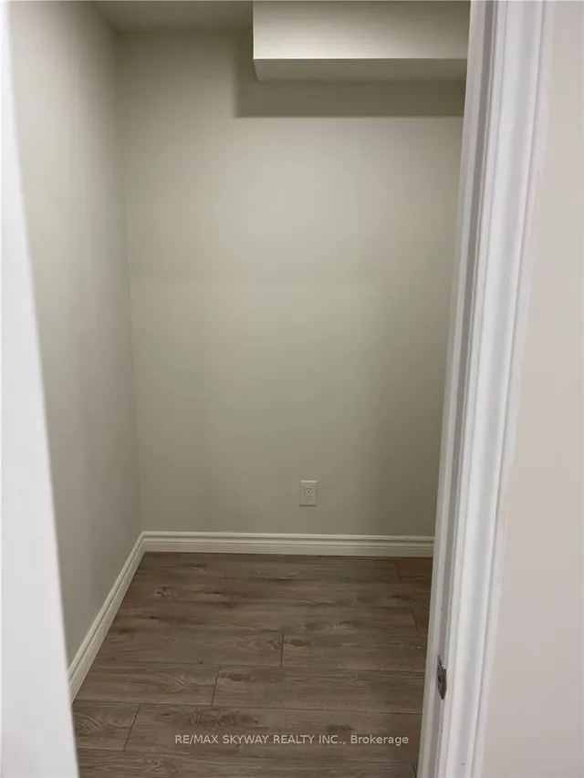 Additional image 32 of 17 Nantucket Cres