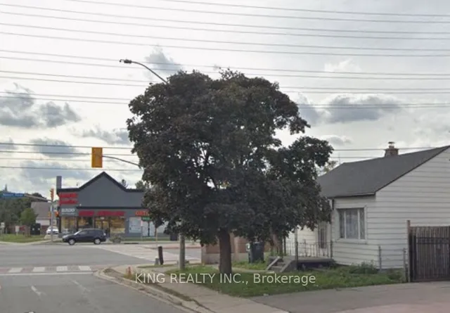 Additional image 3 of 3011 Victory Cres