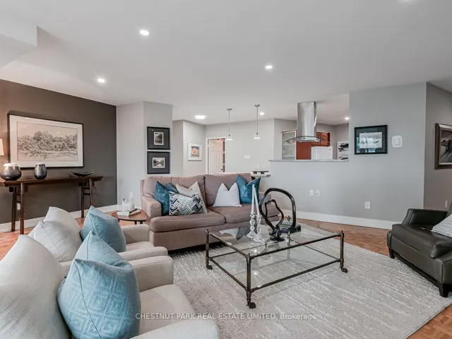 Additional image 17 of 15 Mcmurrich St Unit 1502