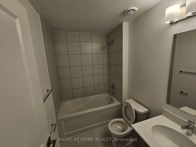 Additional image 17 of 4017 Hickory Dr Unit 05