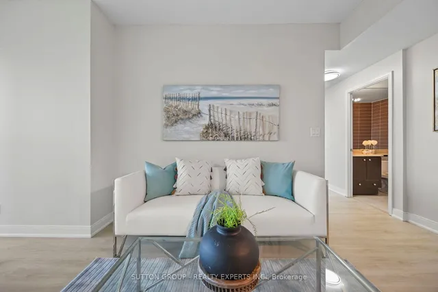 Additional image 33 of 60 Absolute Ave Unit 1901