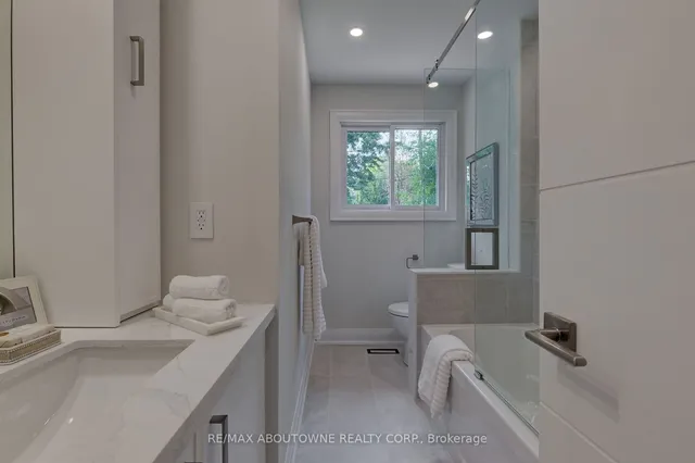 Additional image 30 of 2435 Cyprus Ave