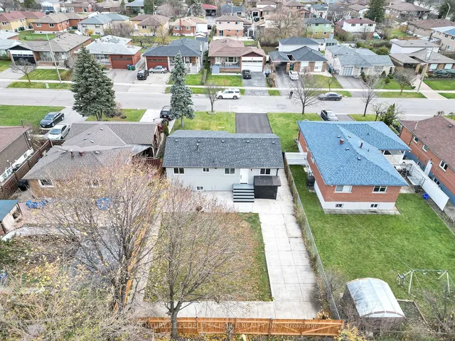 Additional image 39 of 3643 Woodruff Cres