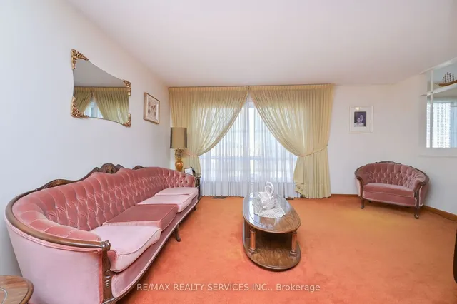 Additional image 12 of 14 Ardglen Dr