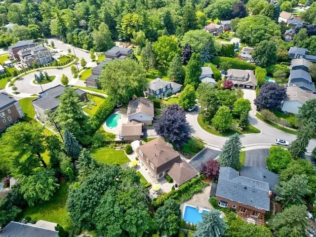 Additional image 7 of 2262 BONNYLYN Crt