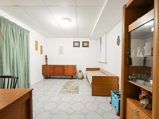 Additional image 6 of 7097 WALWORTH Crt