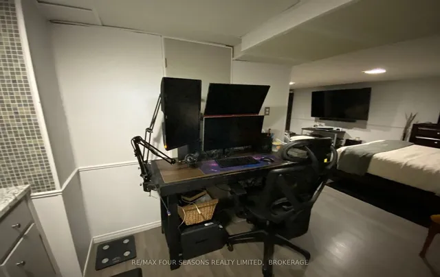 Additional image 28 of 117 BEECH St