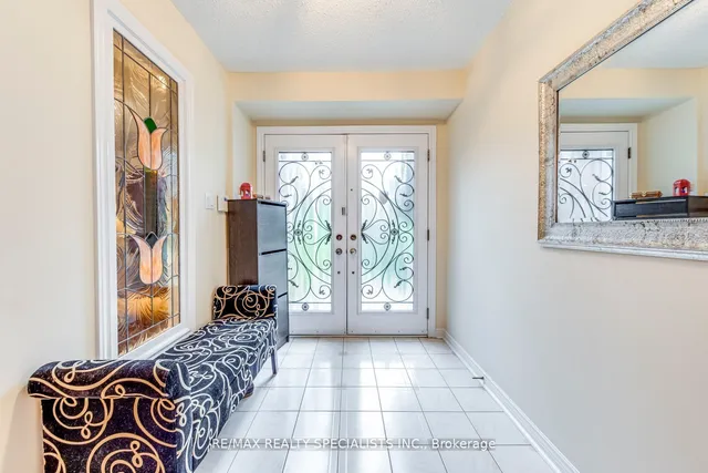 Additional image 3 of 6152 Hardesty Cres