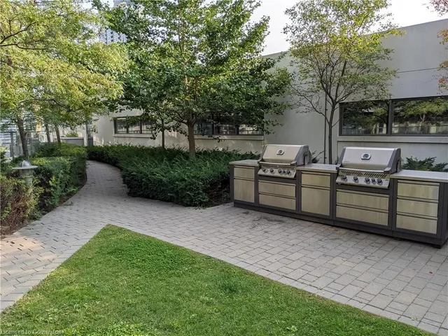 Additional image 16 of 4033 Hurontario St Unit 315