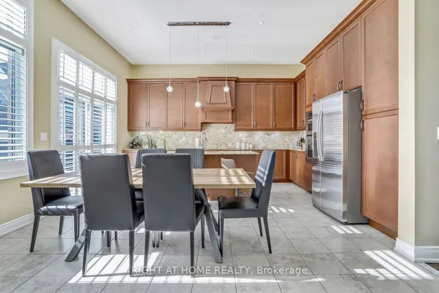 Additional image 10 of 3 Mediterranean Cres