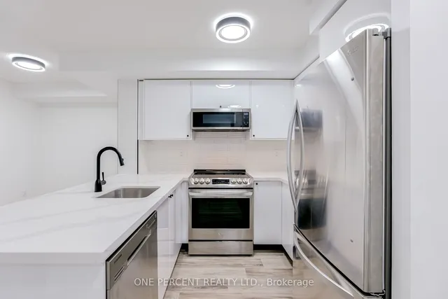 Additional image 16 of 7 Lorraine Dr Unit 1509