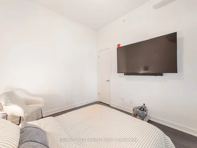 Additional image 14 of 5240 Dundas St Unit B209