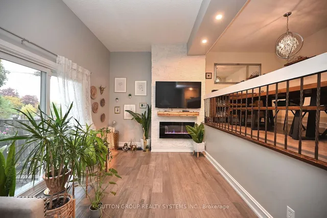 Additional image 8 of 400 Bloor St Unit 68