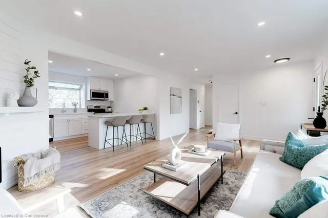 Additional image 9 of 5470 Randolph Cres