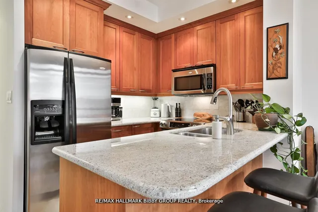 Additional image 14 of 900 Mount Pleasant Rd Unit 426