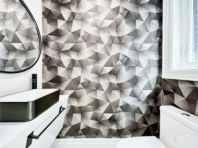 Additional image 19 of 411 Concord Ave