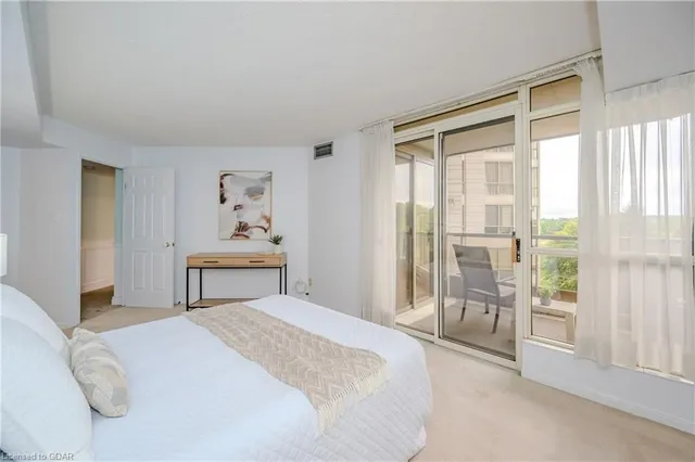 Additional image 27 of 55 Kingsbridge Garden Cir Unit 406