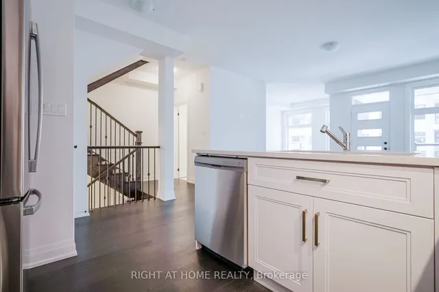 Additional image 40 of 1308 Dempster Lane