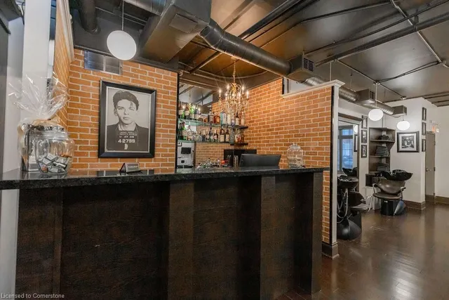 Additional image 7 of 2082 Pine St