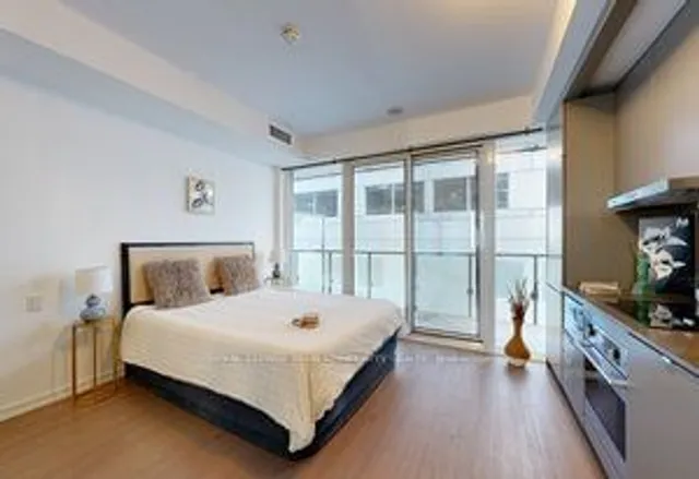 Additional image 10 of 101 Peter St Unit 602