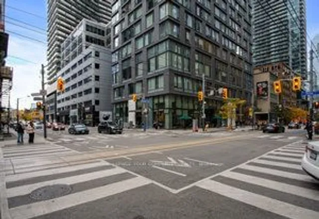 Additional image 5 of 101 Peter St Unit 602