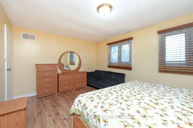 Additional image 18 of 19 Mikado Cres