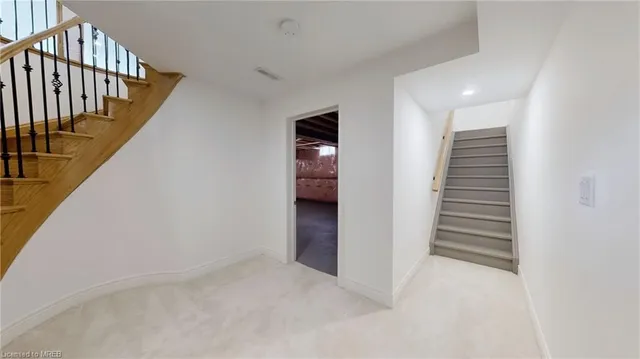 Additional image 38 of 2238 Lyndhurst Dr