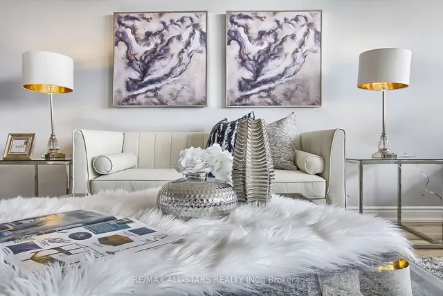 Additional image 19 of 3311 Kingston Rd Unit 802