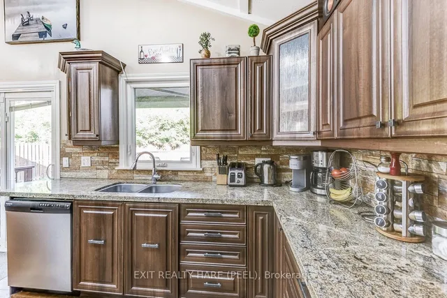 Additional image 8 of 9 Jessie St