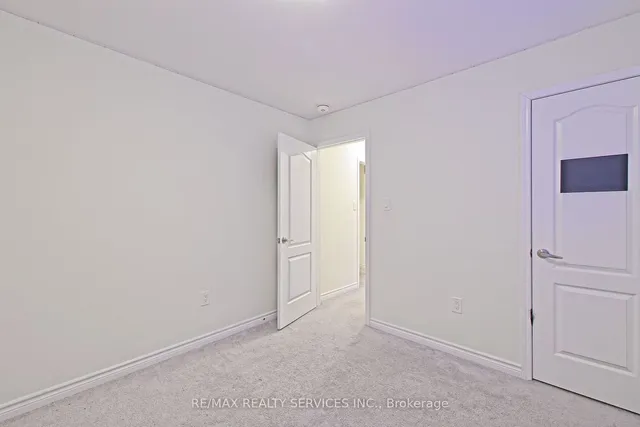 Additional image 24 of 2 Redfern St