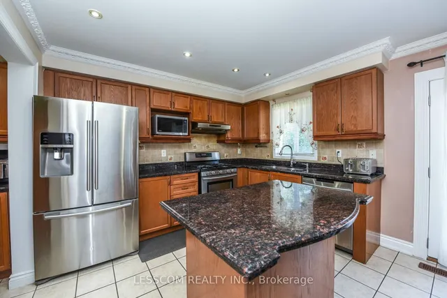 Additional image 10 of 30 Fairhill Ave