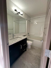 Additional image 2 of 841 Corner Meadows Way NE