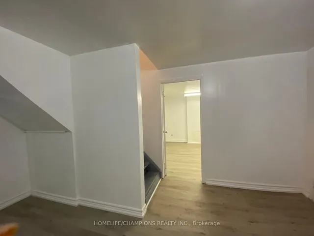 Additional image 31 of 46 Canmore Blvd