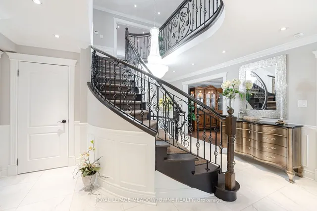 Additional image 19 of 6276 Donway Dr