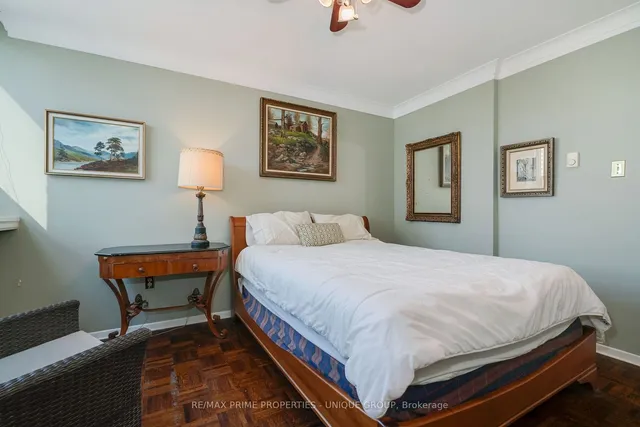 Additional image 16 of 30 Gloucester St Unit 1802