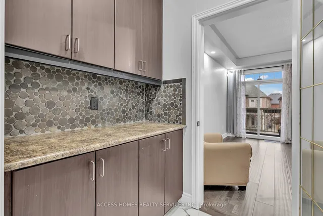 Additional image 17 of 88 Lola Cres